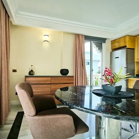 Apartment Parque Lotos *