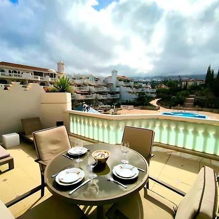 Parque Lotos Apartment *
