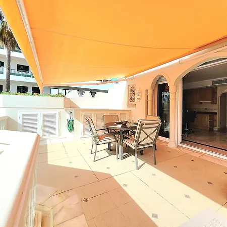 Apartment Parque Lotos *